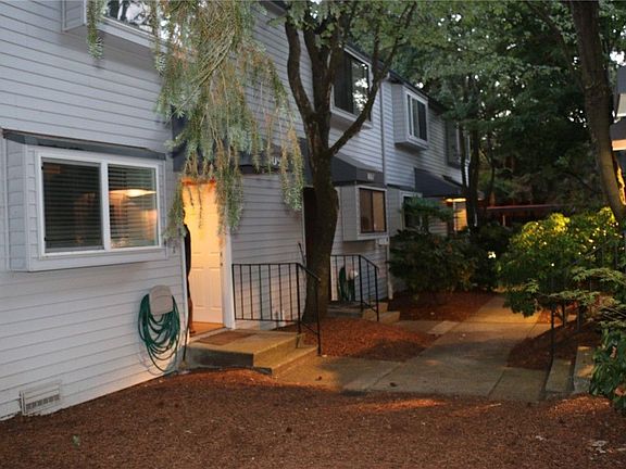 3rd image of 146 146th Ave SE #109