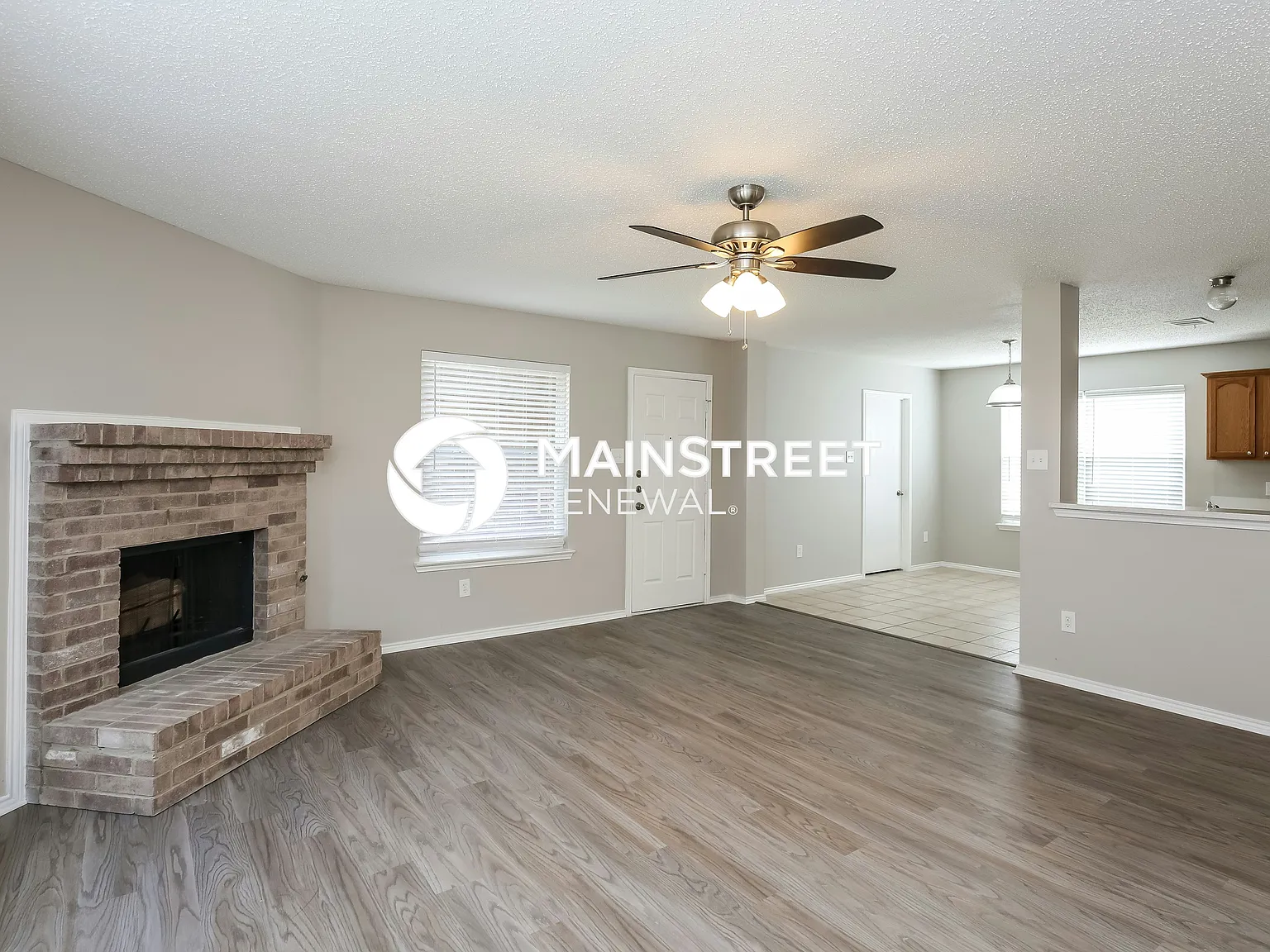 1623 Venus Dr E — Photo 3