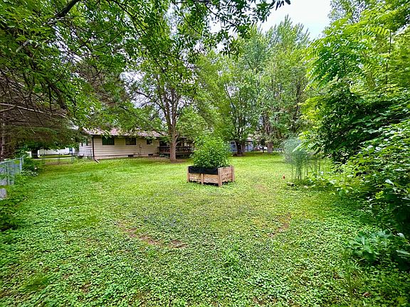 4th image of 514 Oak Ave
