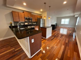 15 Montrose Ave, Owings Mills, MD 21117