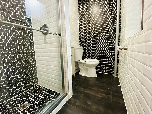 Rented by Bohemia Realty Group | media 6