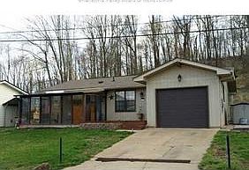 1st image of 815 N Hills Dr