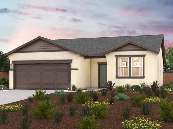 1833 Union Ave, Tulare, CA 93274