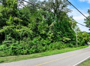 303 & 305 Stone Rd SW, Knoxville, TN 37920