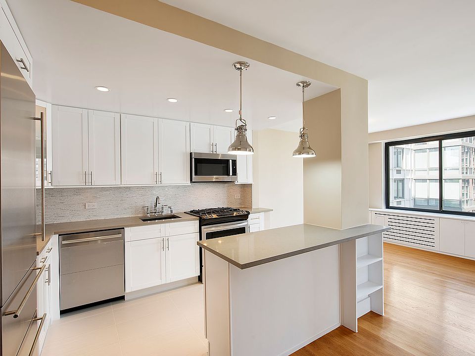 1st image of 382 Central Park W APT 9P