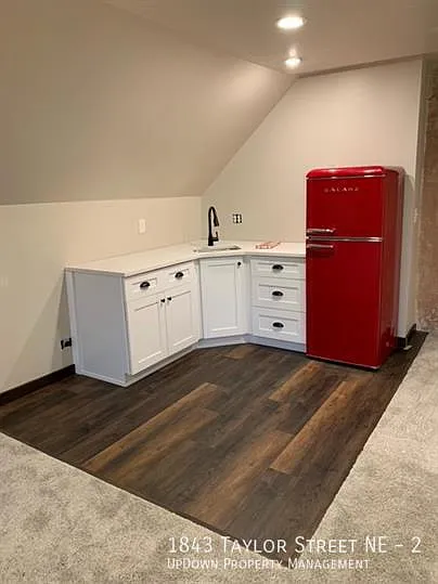 1843 Taylor St NE #2 — Photo 2