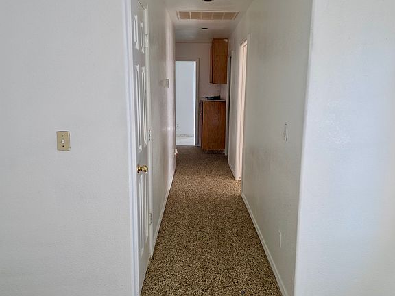 5th image of 2222 Alton St