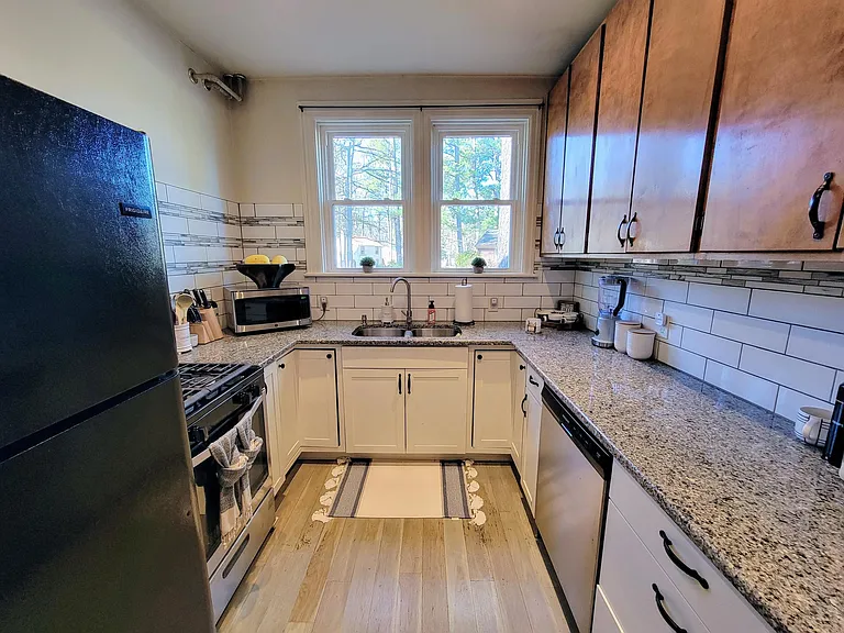 1725 Fairfax St — Photo 15
