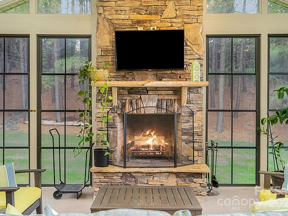 3rd image of 9052 Mossy Hill Ln