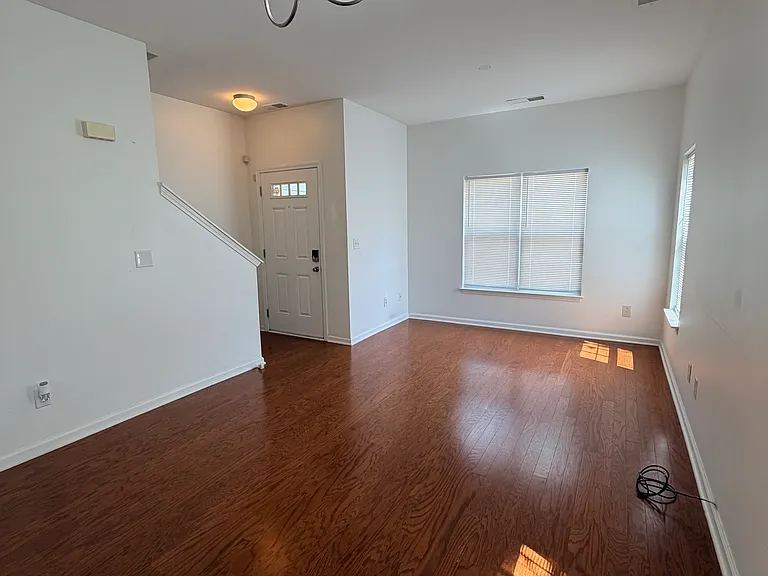 1203 N Caldwell St #1203 — Photo 4