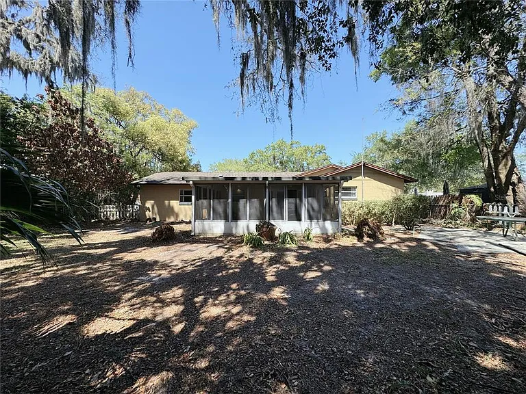 7522 Laurel Springs Dr — Photo 27