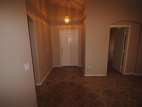 4th image of 10907 W Coolidge St
