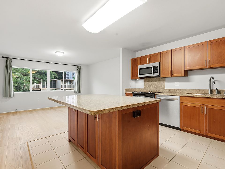 1st image of 95-060 Waikalani Dr #C-304