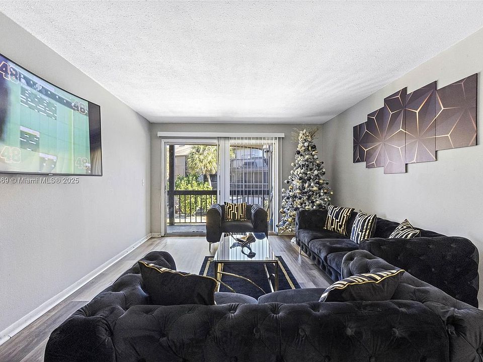 1st image of 6310 Newtown Cir APT B3
