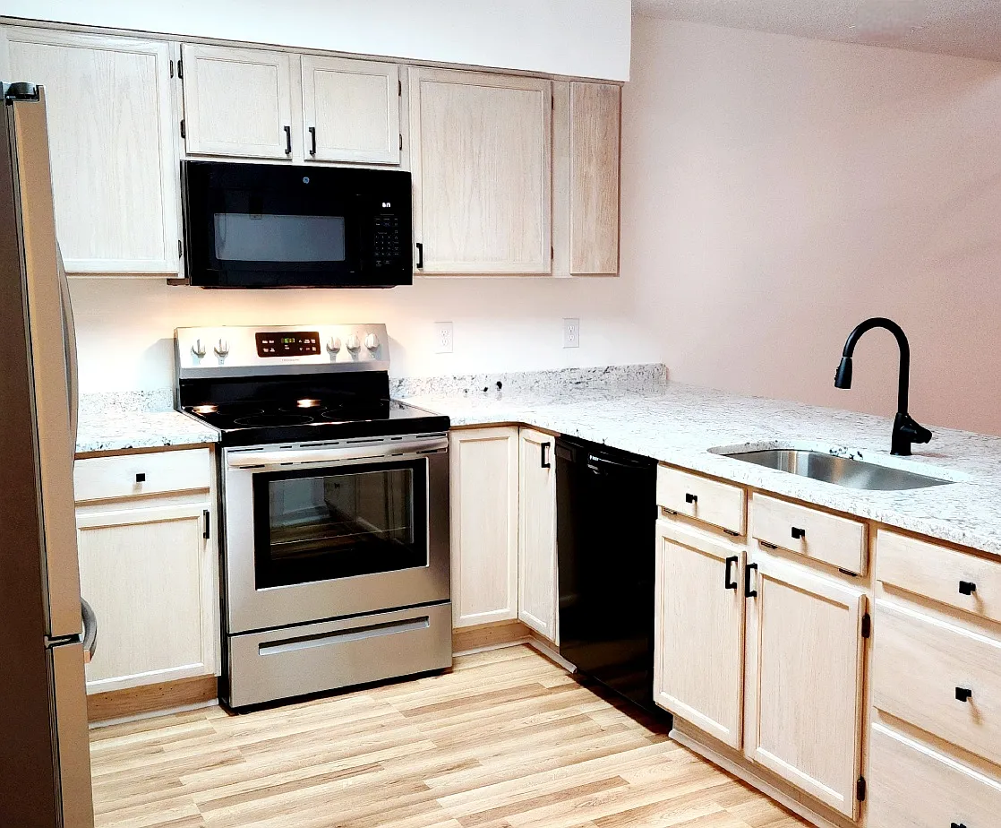 3 bed, 1398 sqft, $2,700 — Photo 4