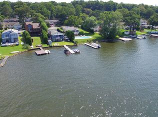 41 Ripplewood Dr, Lake Hopatcong, NJ 07849