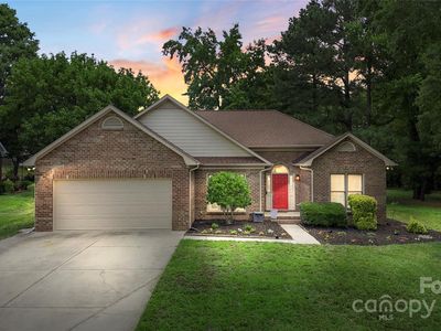 14747 Pomerol Ln, PINEVILLE, NC, 28134