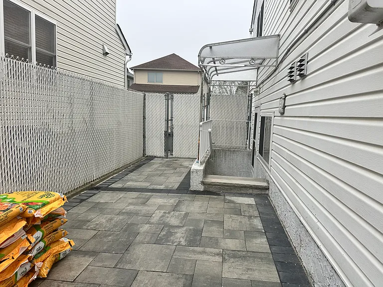 65 Lion St #1 — Photo 9