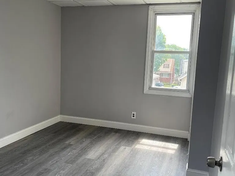 826 E Curtis St #2 — Photo 11