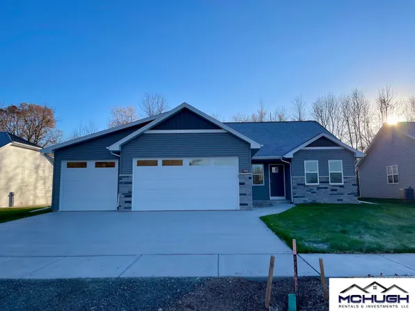 1708 Patriot Way, Neenah, WI 54956