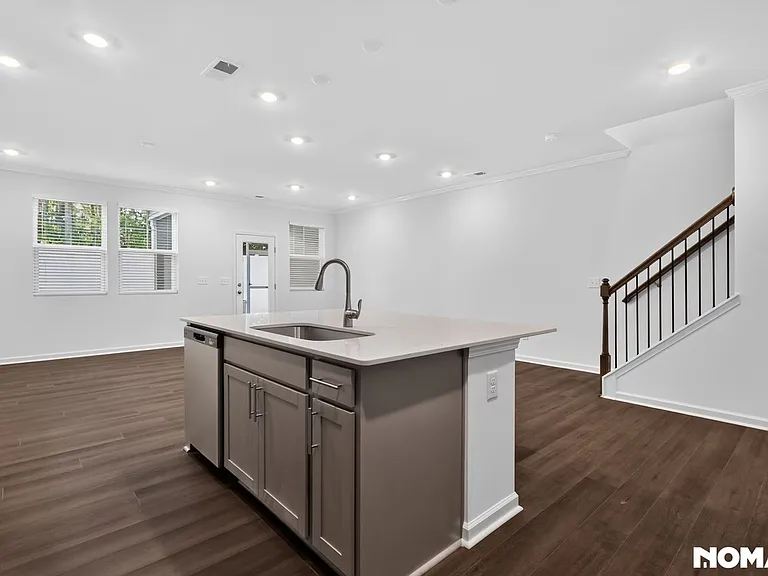 104 Tree Moss Ct — Photo 16