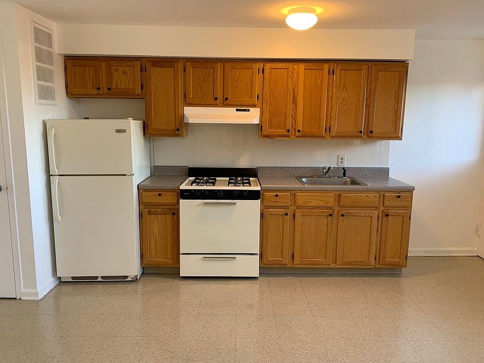 1st image of 1665 Bedford Ave #3D