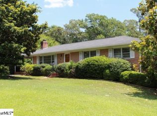 18 Nealy St, Liberty, SC 29657
