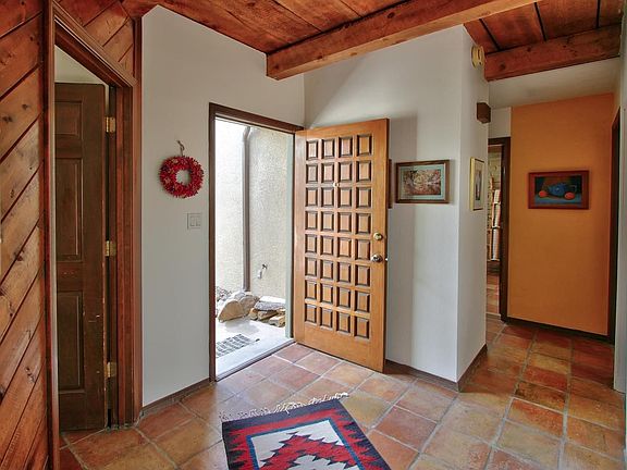3rd image of 508 Camino Espanol NW