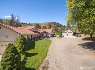 572 B W Chewuch Rd (Barron Blvd), Winthrop, WA 98862