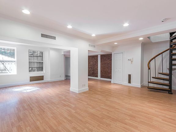 5th image of 110 E 37th St #1
