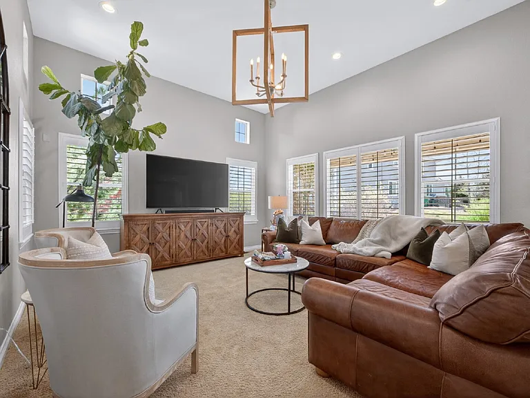 6726 S Quantock Way — Photo 15