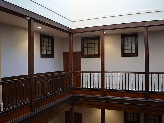 5th image of 510 Broadway APT 5F