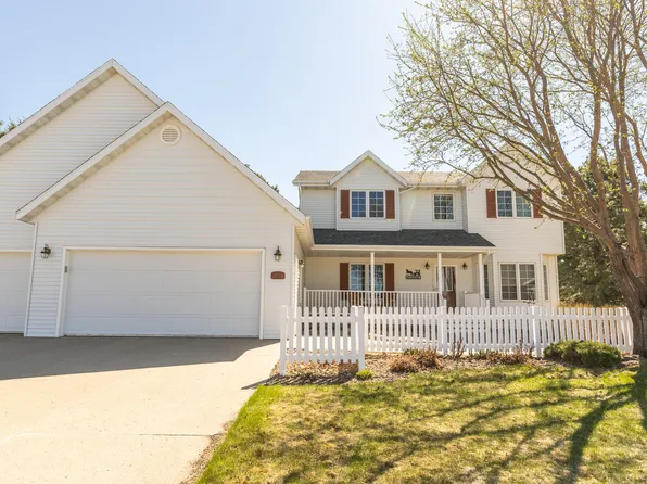 2533 Sharps Pl, Bismarck, ND 58503