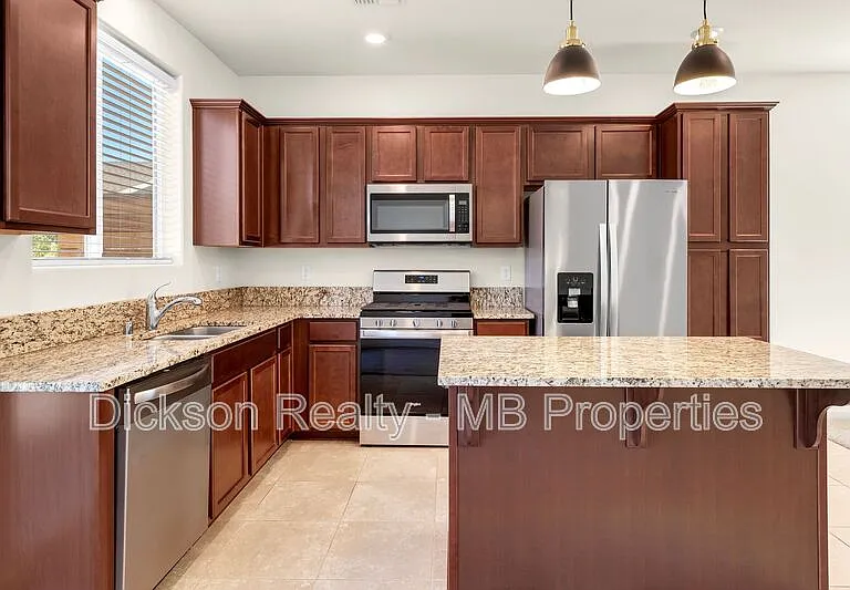 520 Logan Jacob Ln — Photo 6