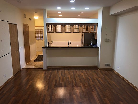 5th image of 710 Blossom Ct