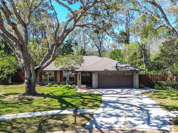 2504 Woodcote Ter, Palm Harbor, FL 34685