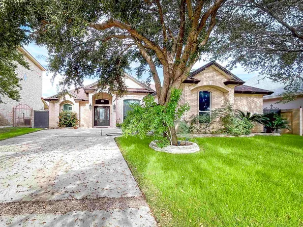 3130 Dos Reales Loop, Laredo, TX 78045