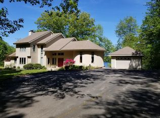 96B Baker Pond Rd, Charlton, MA 01507