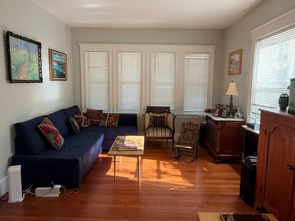324 Cornell St Floor 1, Roslindale, MA 02131