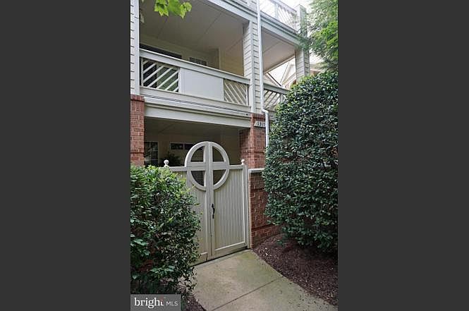 Private entrance.