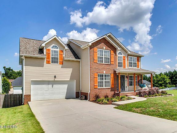 2nd image of 2114 Blue Sage Ln