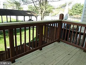 1125 Simsbury Ct — Photo 4
