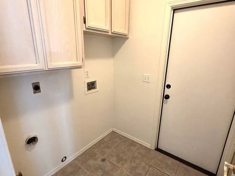1417 E Laura Ct — Photo 14