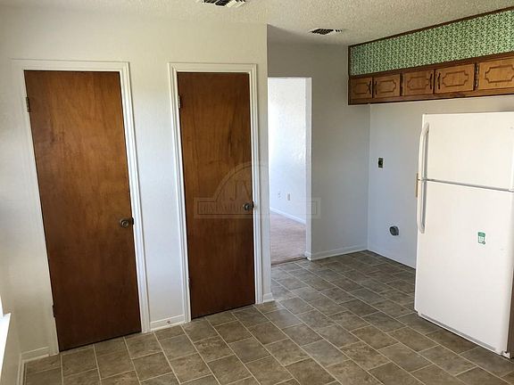 4th image of 203 Northern Dove Ln APT B