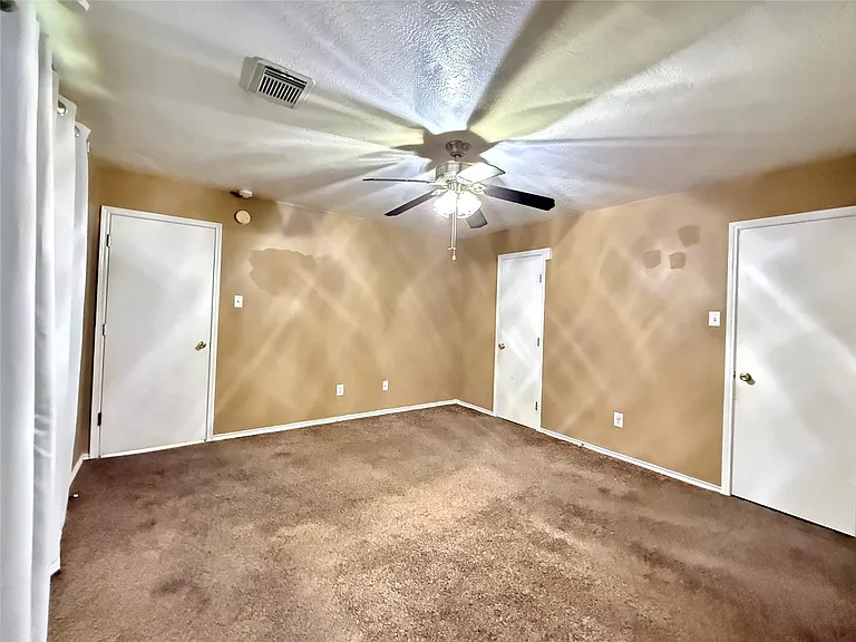 17318 Glenmorris Dr — Photo 13