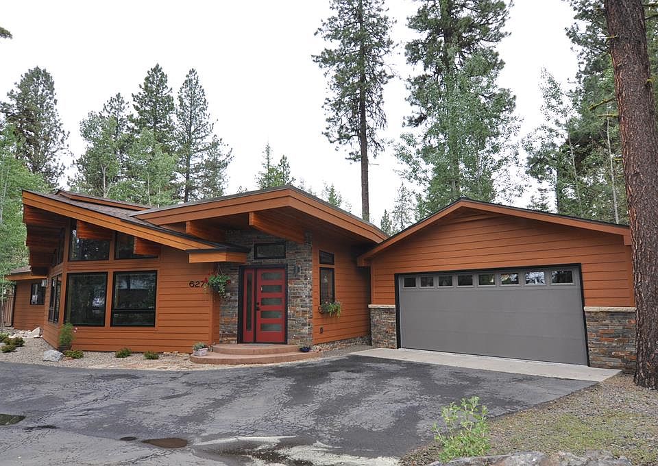 1st image of 627 Woodlands Dr