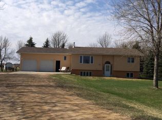 1630 38th Ave NW, Watertown, SD 57201