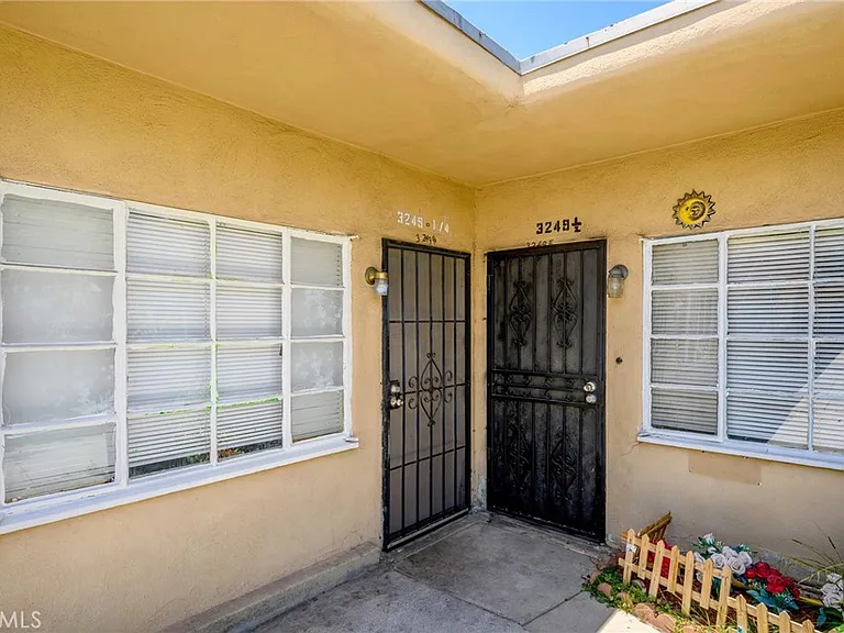 3247 Fletcher Dr #1/4 — Photo 2