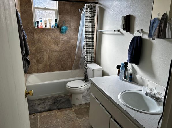2825 Stanford Rd APT B