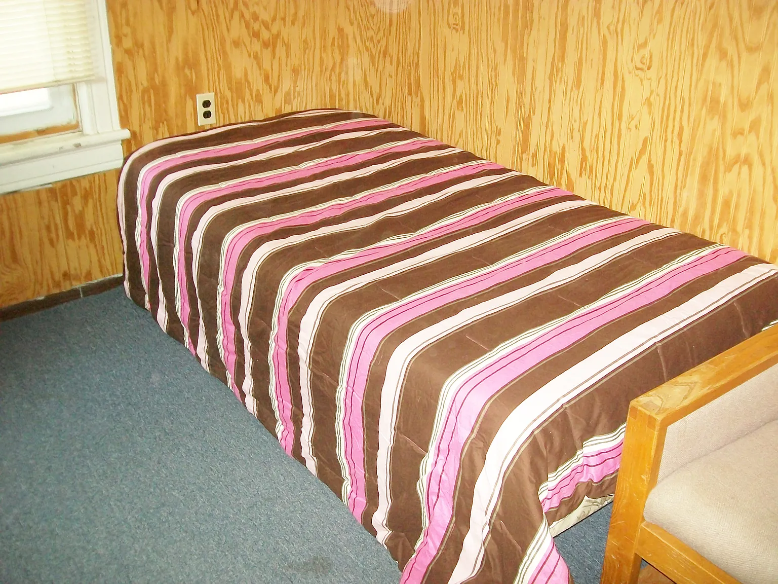 3 bed, 1100 sqft, $775 — Photo 2